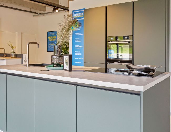 Keuken met kookeiland